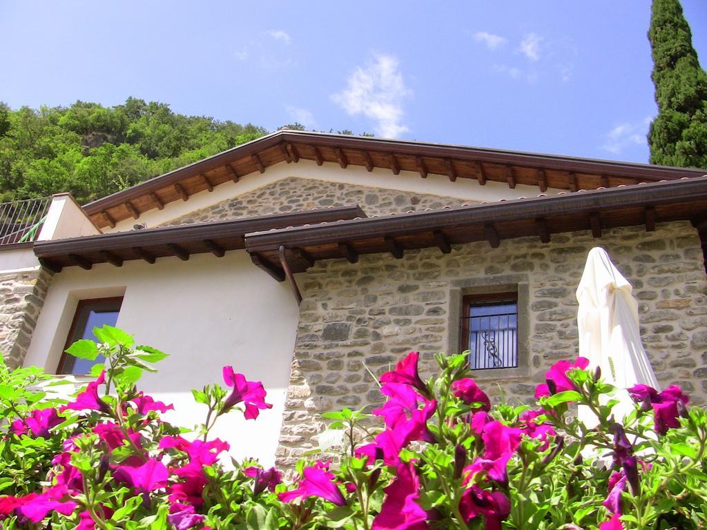 Agriturismo Di La Dall'Acqua Фівіццано Екстер'єр фото