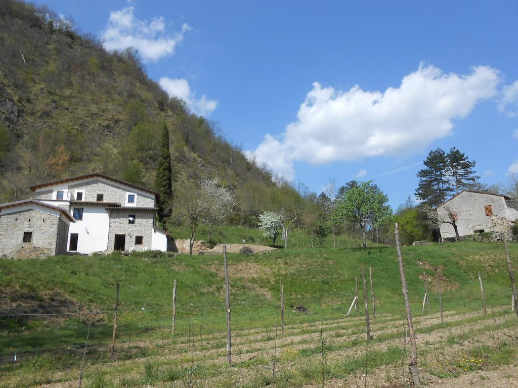 Agriturismo Di La Dall'Acqua Фівіццано Екстер'єр фото